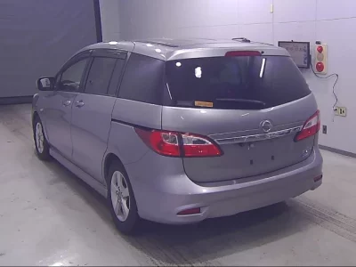 Nissan LAFESTA