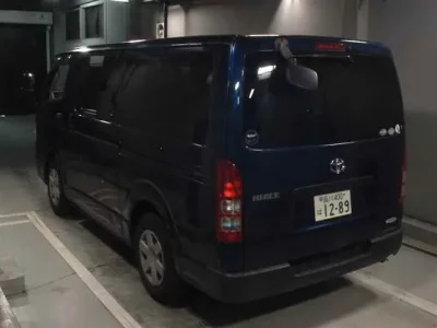 Toyota HIACE VAN