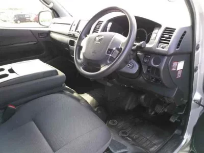 Mazda BONGO BRAWNY VAN