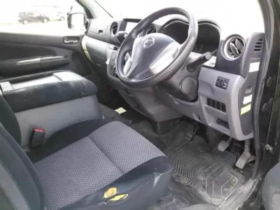 Nissan CARAVAN VAN