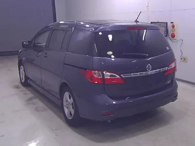 Nissan LAFESTA