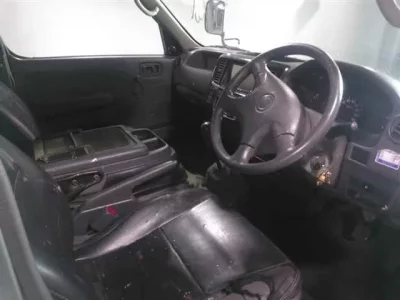 Isuzu COMO