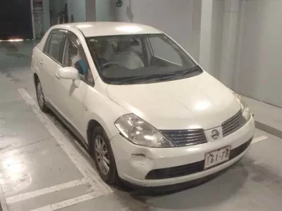 Nissan TIIDA LATIO
