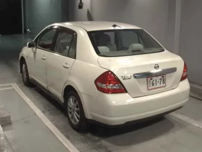 Nissan TIIDA LATIO