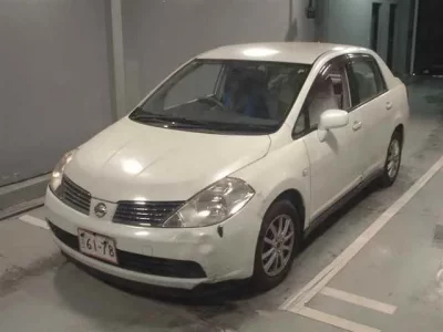 Nissan TIIDA LATIO