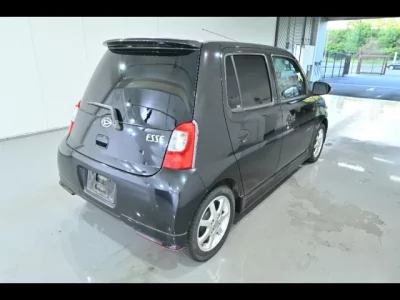 Daihatsu Esse
