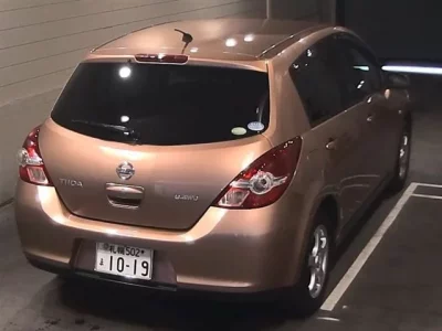Nissan TIIDA