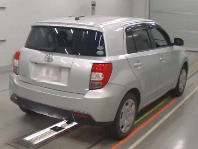 Toyota IST
