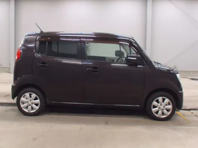 Suzuki MRWAGON