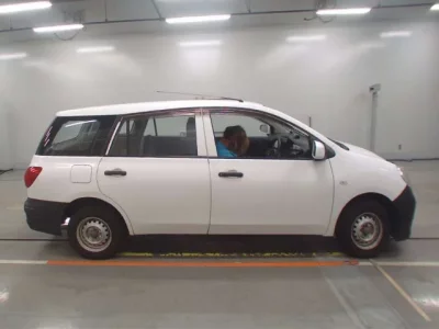 Nissan AD