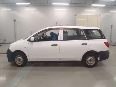 Nissan AD