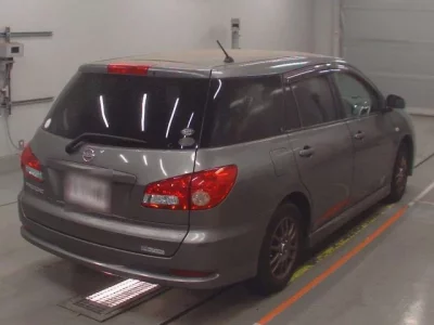Nissan WINGROAD