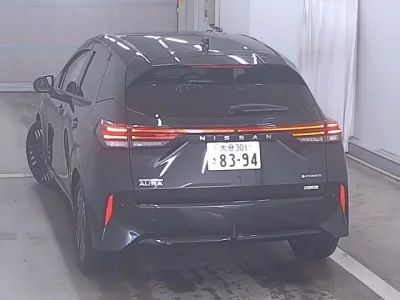 Nissan AURA