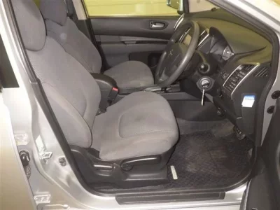 Nissan WINGROAD