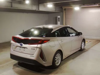 Toyota PRIUS PHV