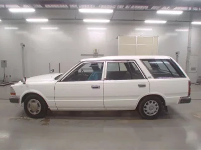 Nissan GLORIA VAN