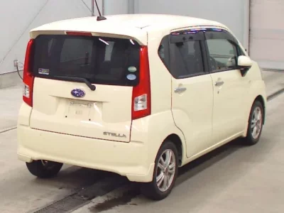 Subaru STELLA