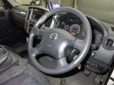 Nissan CARAVAN BUS