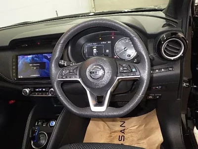 Nissan KIX