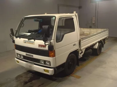 Mazda TITAN