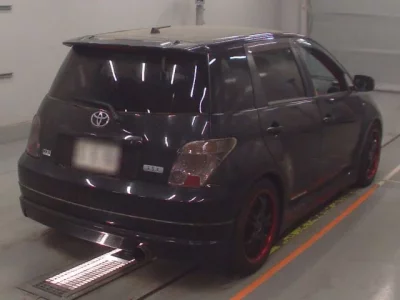 Toyota IST