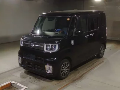 Toyota PIXIS MEGA