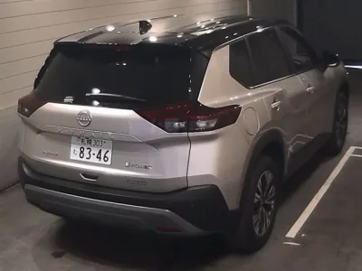 Nissan X-TRAIL