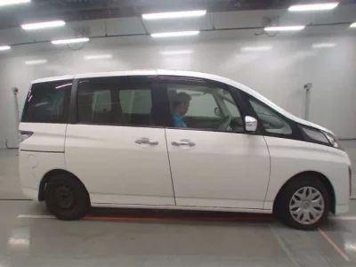 Mazda BIANTE