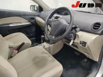 Toyota BELTA