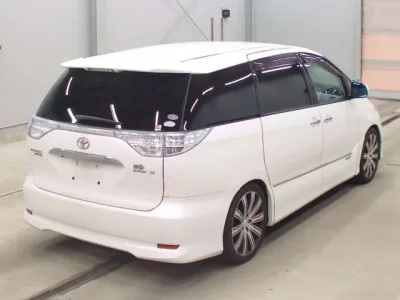 Toyota ESTIMA HYBRID
