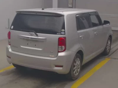 Toyota COROLLA RUMION