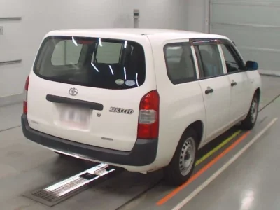 Toyota SUCCEED