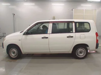 Toyota SUCCEED