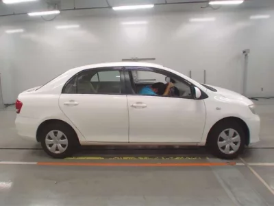 Toyota COROLLA AXIO