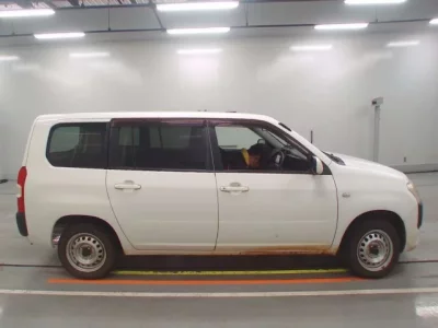 Toyota SUCCEED