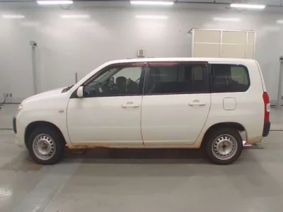 Toyota SUCCEED