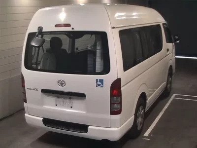 Toyota REGIUS ACE VAN