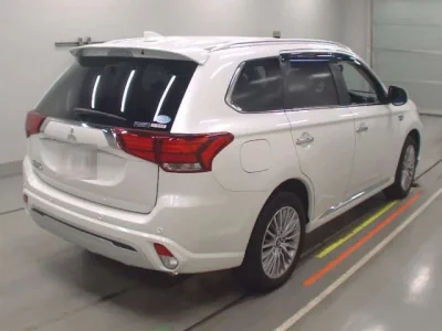 Mitsubishi OUTLANDER PHEV