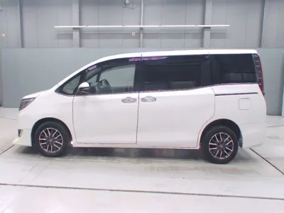 Toyota ESQUIRE