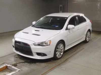 Mitsubishi GALANT FORTIS