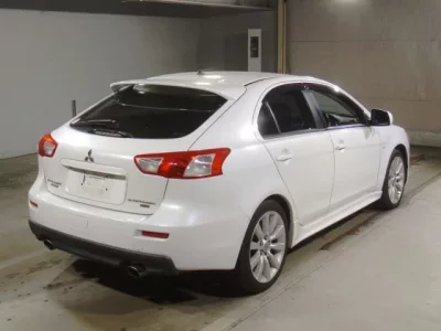 Mitsubishi GALANT FORTIS