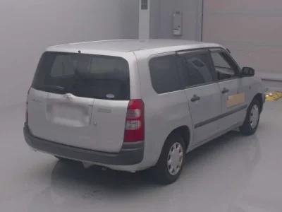 Toyota SUCCEED