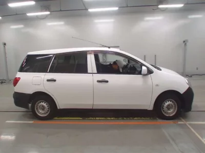Nissan AD