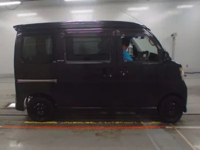 Daihatsu Atrai Wagon
