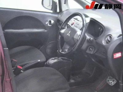 Mitsubishi I