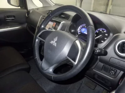 Mitsubishi EK CUSTOM