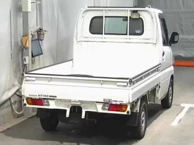 Nissan CLIPPER TRUCK