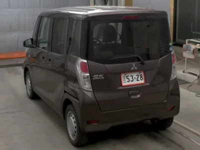 Mitsubishi EK SPACE