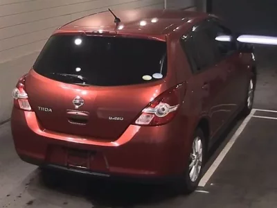 Nissan TIIDA