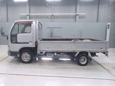 Nissan ATLAS